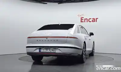Hyundai Grandeur 2023 2.5 Автомат в Москве № 358134, миниатюра 4
