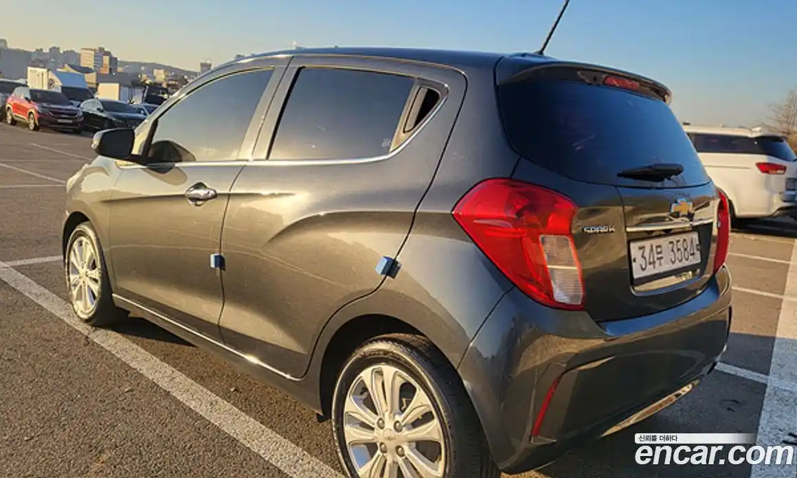 Chevrolet Spark 2017 1.0 Автомат в Москве № 37564, фото 20