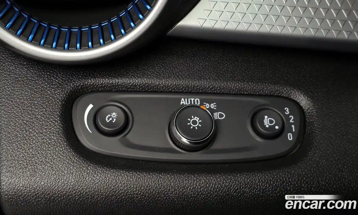 Chevrolet Trax 2025 1.2 Автомат в Москве № 39098, фото 2