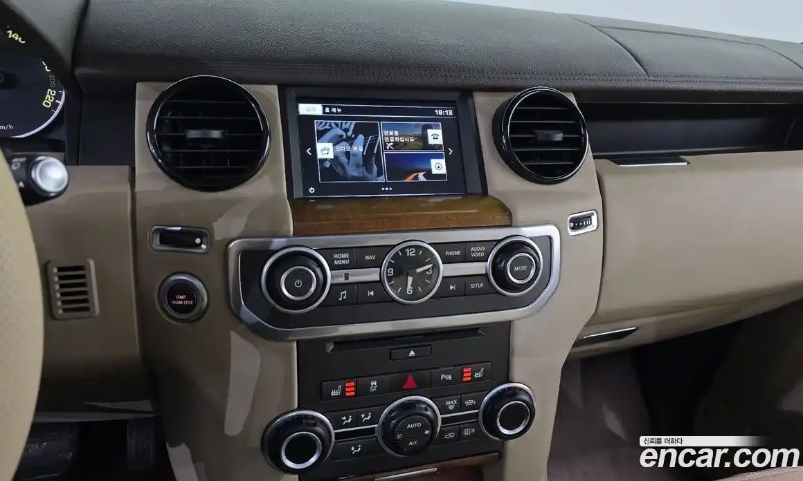 Land Rover Discovery 2016 3.0 Автомат в Москве № 392445, фото 14