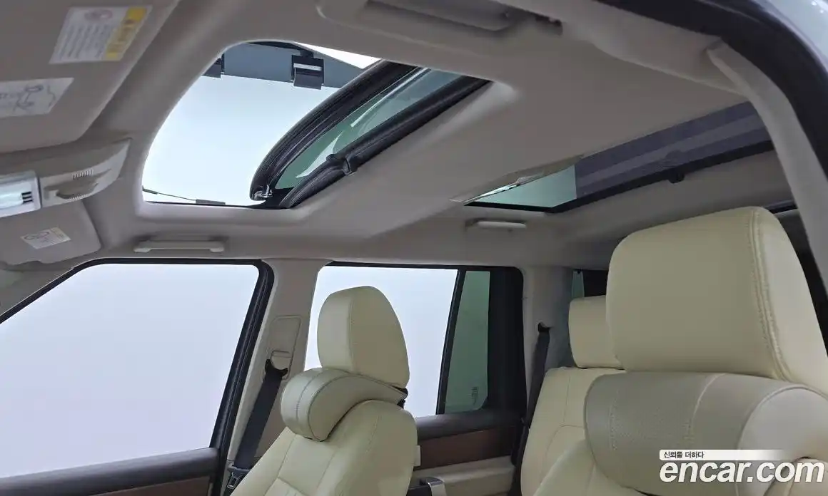 Land Rover Discovery 2016 3.0 Автомат в Москве № 392445, фото 19