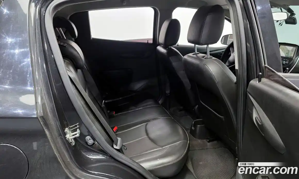 Chevrolet Spark 2016 1.0 Автомат в Москве № 39574, фото 12