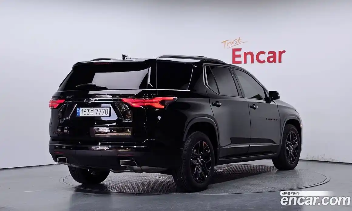 Chevrolet Traverse 2023 3.6 Автомат в Москве № 41391, фото 2