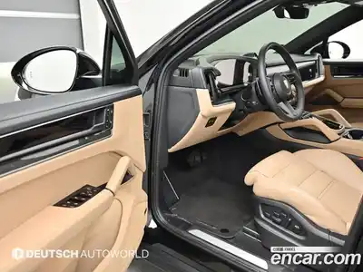 Porsche Cayenne 2025 3.0 Автомат в Москве № 415454, миниатюра 11