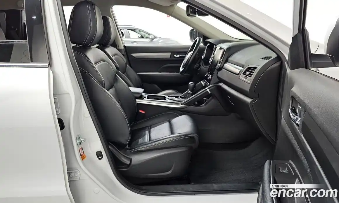 Renault QM6 2023 2.0 Автомат в Москве № 423383, фото 11