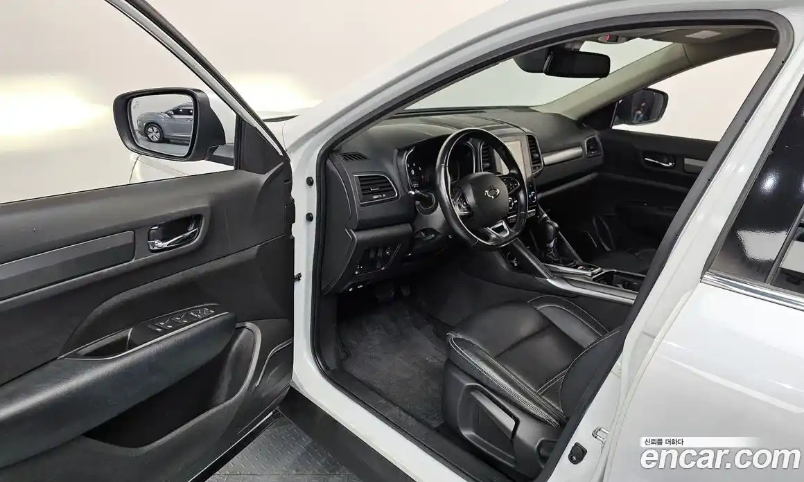 Renault QM6 2023 2.0 Автомат в Москве № 423383, фото 10