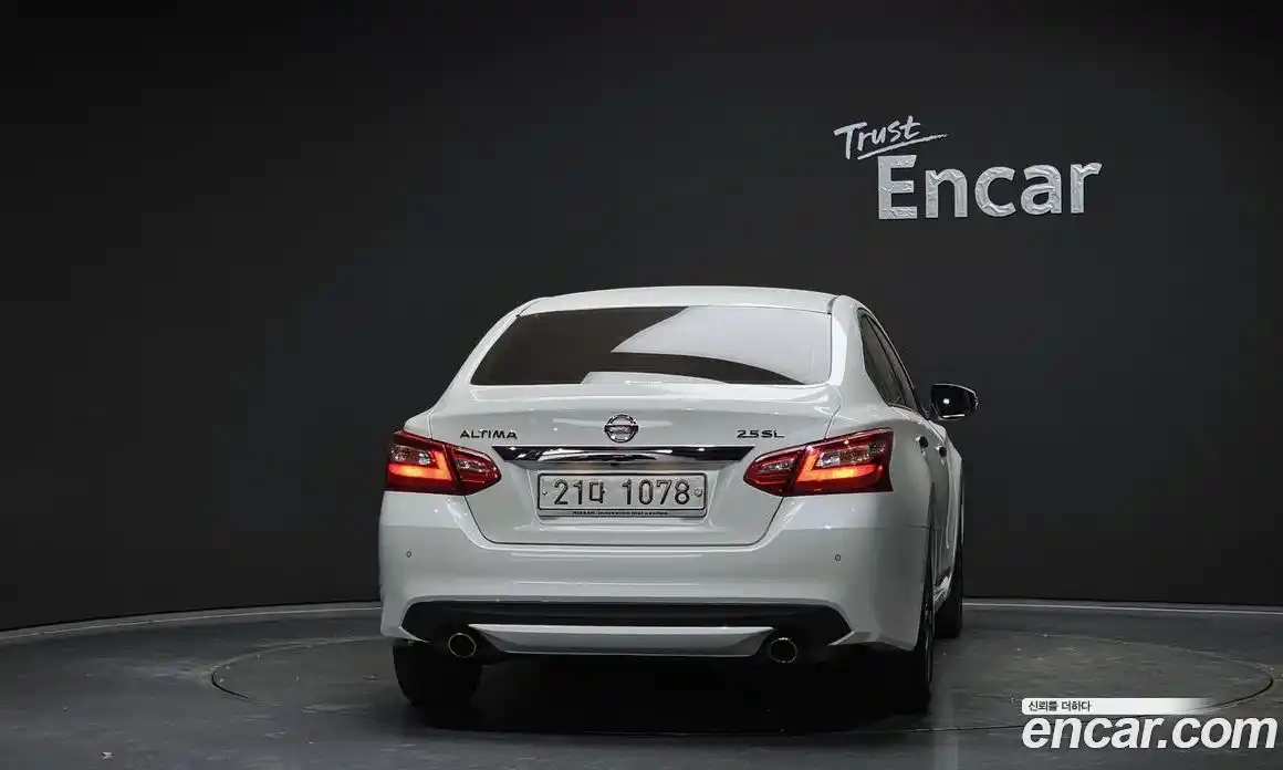 Nissan Altima 2017 2.5 Автомат в Москве № 433800, фото 4