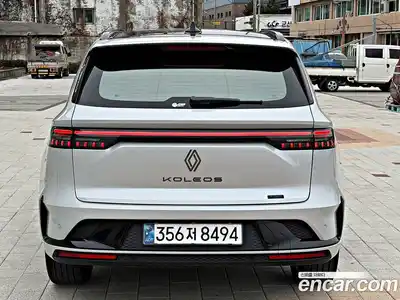 Renault Grand Koleos 2025 1.5 Автомат в Москве № 456367, миниатюра 4