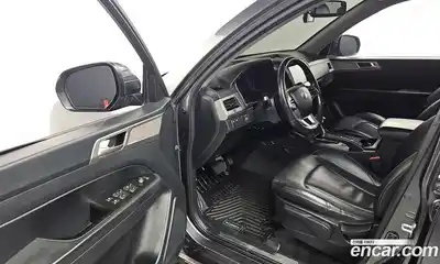 SsangYong Rexton 2019 2.2 Автомат в Москве № 462638, миниатюра 10