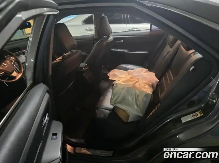 Toyota Camry 2015 2.5 Автомат в Москве № 473166, фото 15