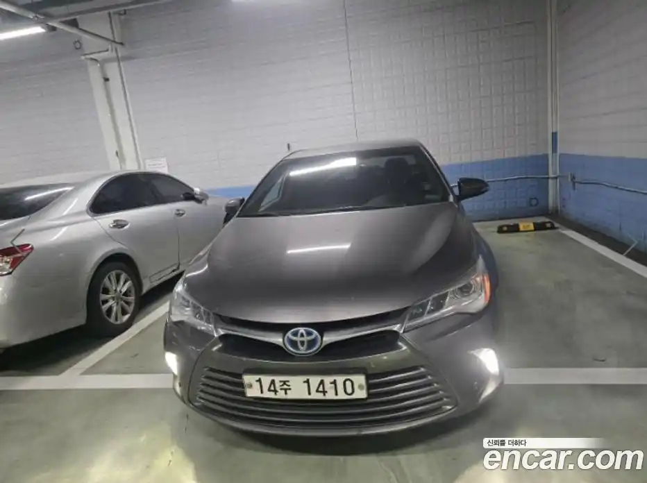 Toyota Camry 2015 2.5 Автомат в Москве № 473166, фото 2