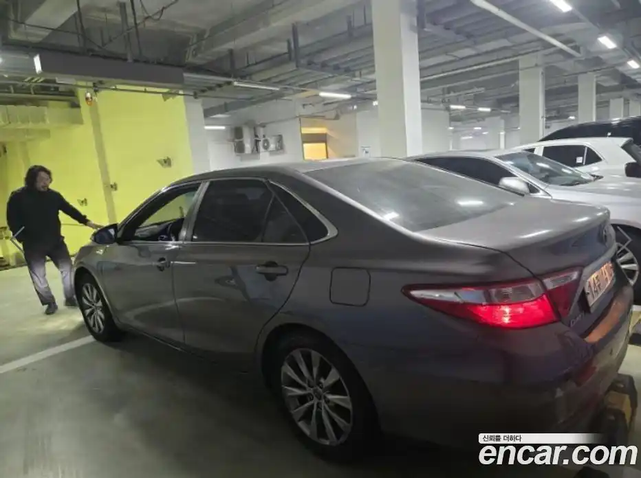 Toyota Camry 2015 2.5 Автомат в Москве № 473166, фото 4