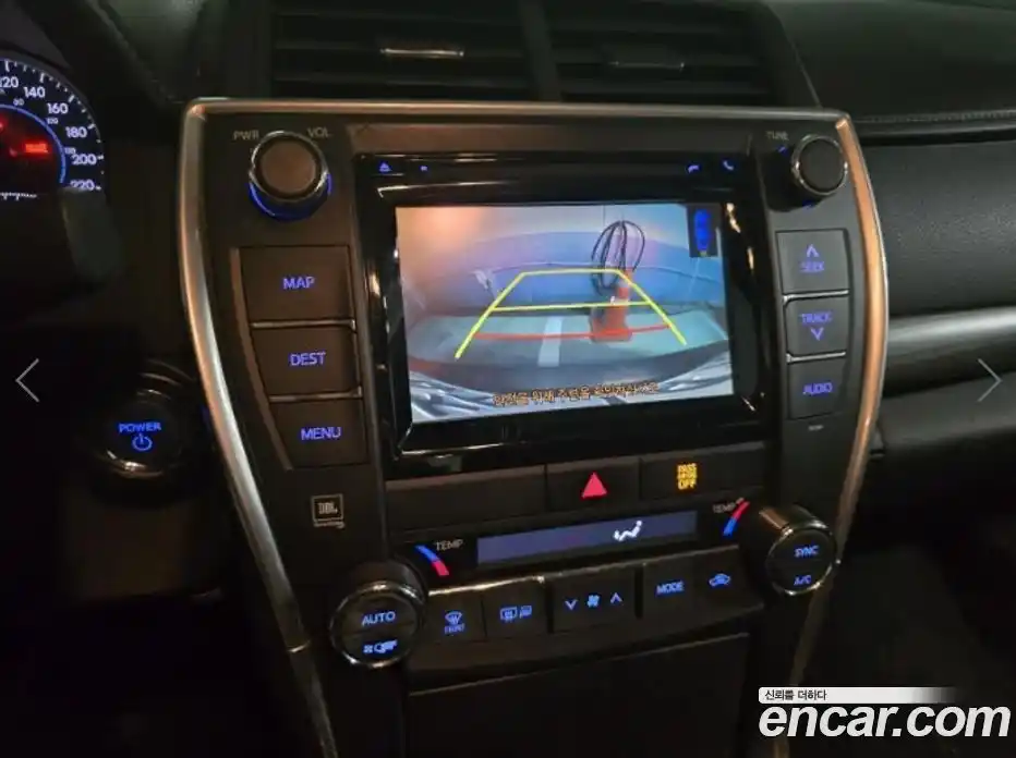 Toyota Camry 2015 2.5 Автомат в Москве № 473166, фото 10