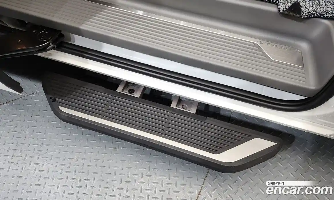 Hyundai Staria 2025 1.6 Автомат в Москве № 48448, фото 15