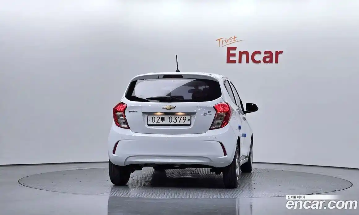 Chevrolet Spark 2017 1.0 Автомат в Москве № 492177, фото 4