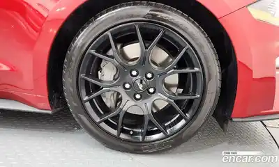 Ford Mustang 2021 2.3 Автомат в Москве № 493109, миниатюра 4