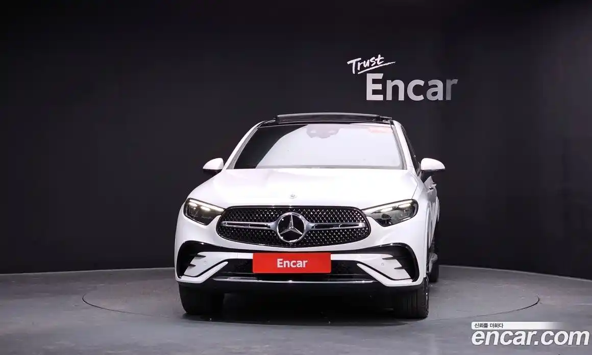 Mercedes-Benz GLC-Class 2024 2.0 Автомат в Москве № 494353, фото 2