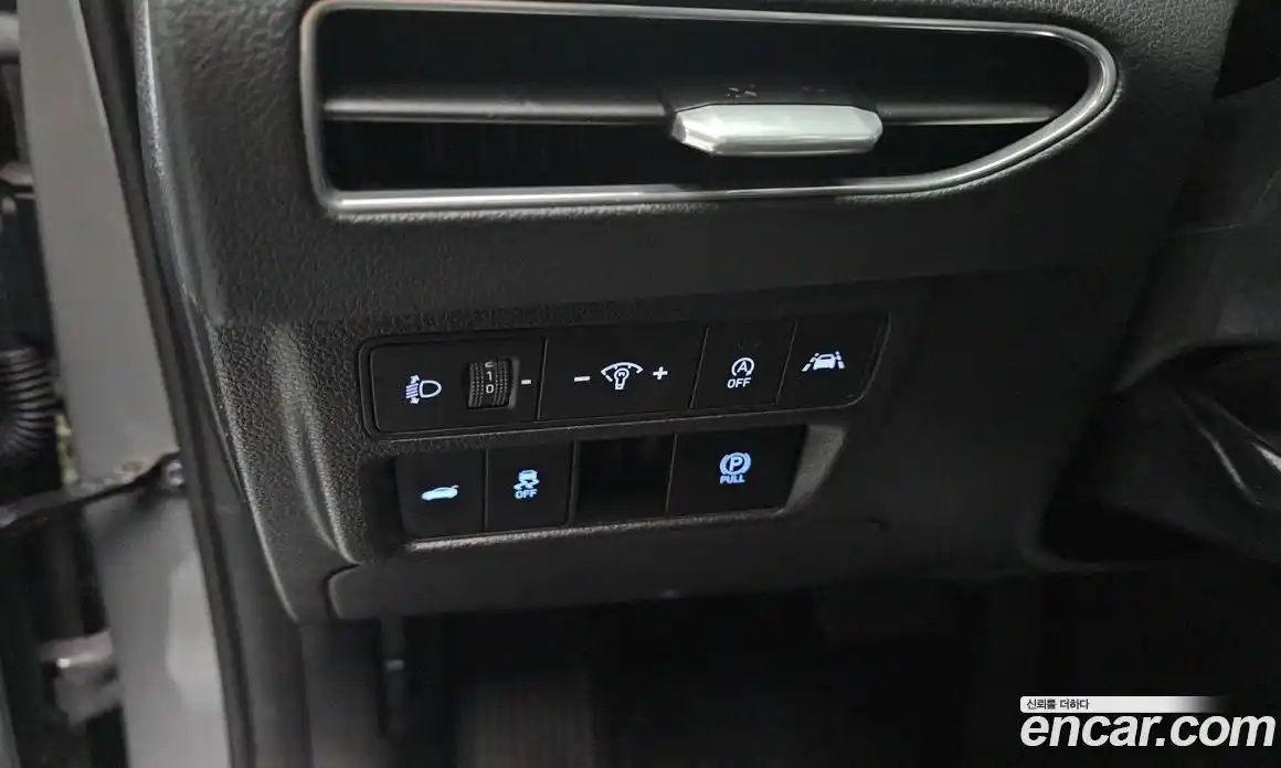 Hyundai Sonata 2020 2.0 Автомат в Москве № 49577, фото 4