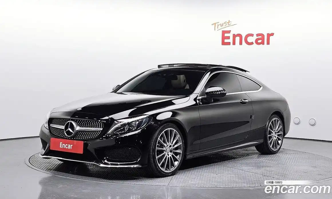 Mercedes-Benz C-Class 2016 2.0 Автомат в Москве № 495896, фото 1