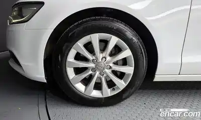 Audi A6 2014 2.0 Автомат в Москве № 497027, миниатюра 5