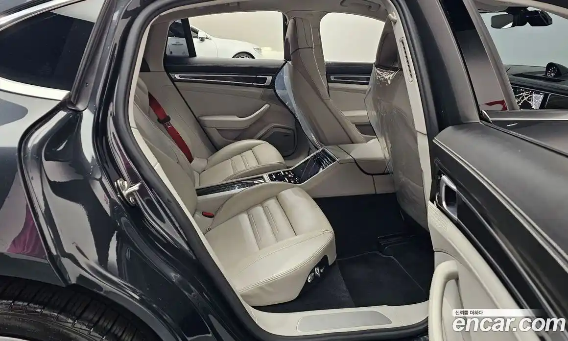 Porsche Panamera 2018 2.9 Автомат в Москве № 498155, фото 12