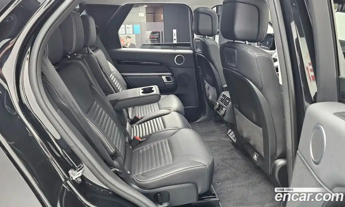 Land Rover Discovery 2023 3.0 Автомат в Москве № 498637, фото 12