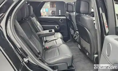 Land Rover Discovery 2023 3.0 Автомат в Москве № 498637, миниатюра 12