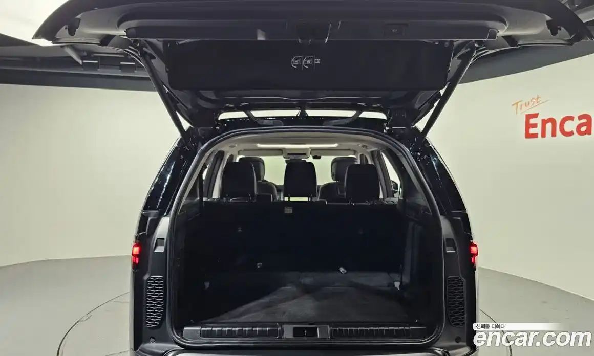 Land Rover Discovery 2023 3.0 Автомат в Москве № 498637, фото 20