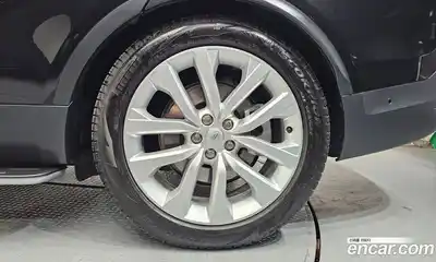 Land Rover Discovery 2023 3.0 Автомат в Москве № 498637, миниатюра 5