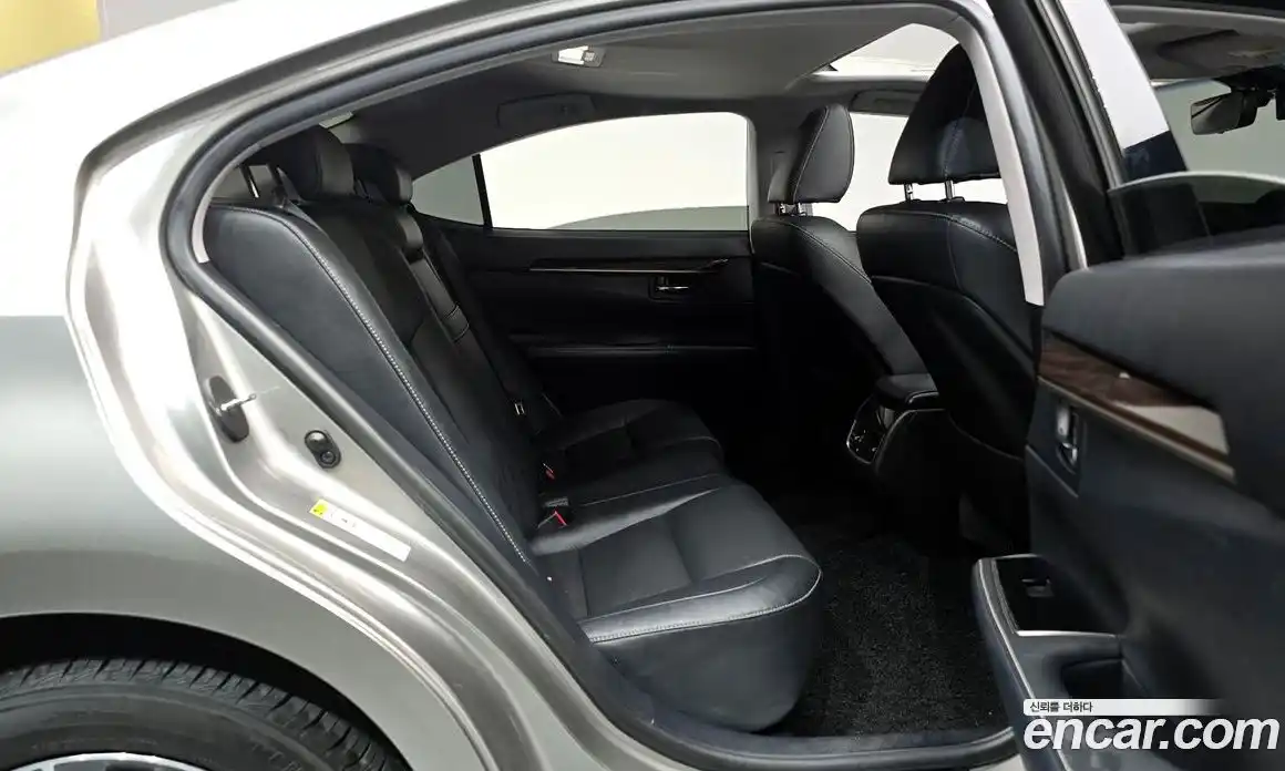 Lexus ES 2017 2.5 Автомат в Москве № 499712, фото 12