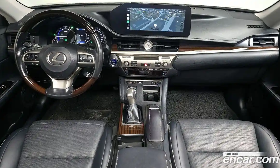 Lexus ES 2017 2.5 Автомат в Москве № 499712, фото 7