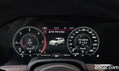 Volkswagen Touareg 2023 3.0 Автомат в Москве № 499773, миниатюра 8