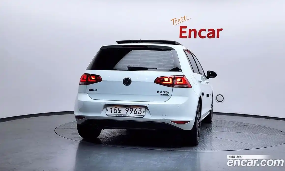 Volkswagen Golf 2016 2.0 Автомат в Москве № 499837, фото 3