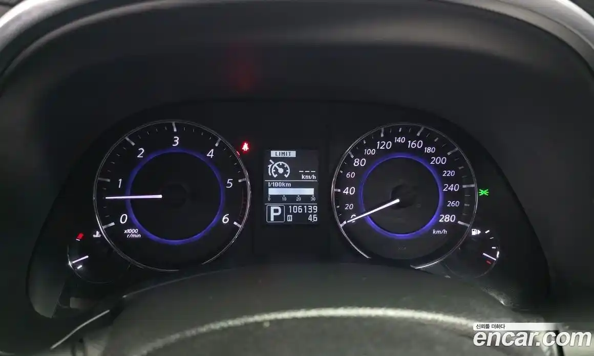 Infiniti QX70 2014 3.0 Автомат в Москве № 500337, фото 8