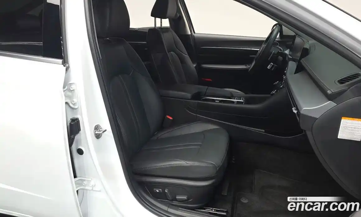 Hyundai Sonata 2024 2.0 Автомат в Москве № 517382, фото 9