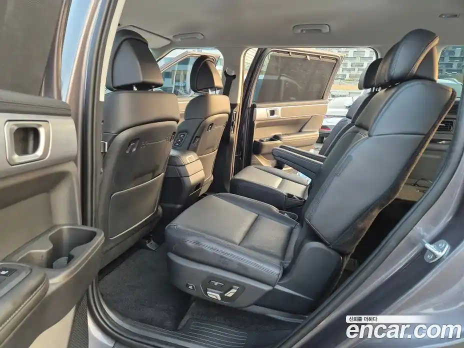 Hyundai Santa Fe 2024 1.6 Автомат в Москве № 517822, фото 12