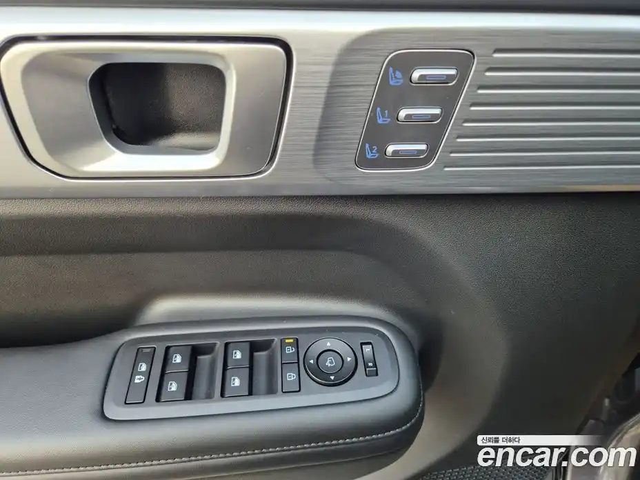 Hyundai Santa Fe 2024 1.6 Автомат в Москве № 517822, фото 16