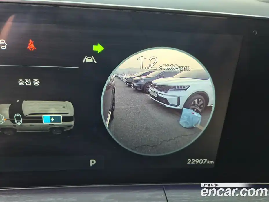 Hyundai Santa Fe 2024 1.6 Автомат в Москве № 517822, фото 17