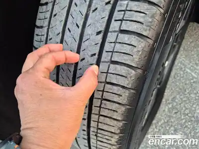 Hyundai Santa Fe 2024 1.6 Автомат в Москве № 517822, миниатюра 7