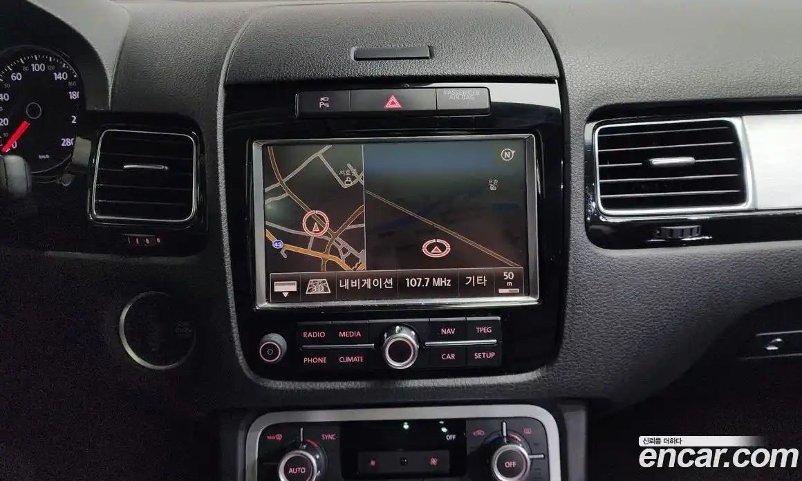 Volkswagen Touareg 2012 3.0 Автомат в Москве № 519026, фото 14