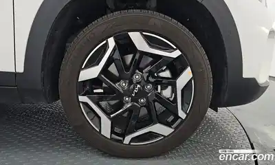 Kia Seltos 2025 1.6 Автомат в Москве № 519333, миниатюра 5