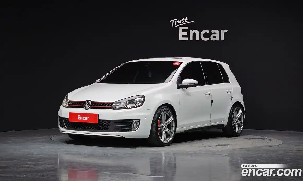 Volkswagen Golf 2011 2.0 Автомат в Москве № 519603, фото 1