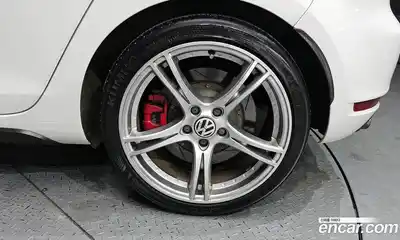 Volkswagen Golf 2011 2.0 Автомат в Москве № 519603, миниатюра 5