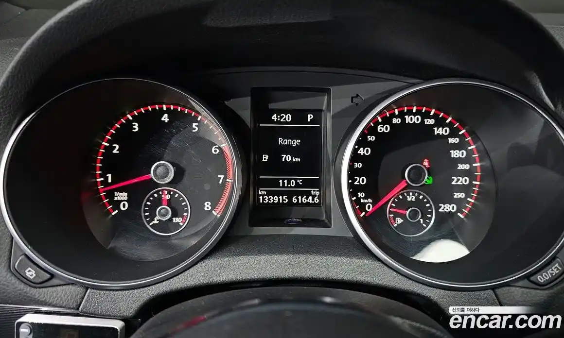 Volkswagen Golf 2011 2.0 Автомат в Москве № 519603, фото 8