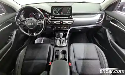 Kia Seltos 2023 1.6 Автомат в Москве № 521101, миниатюра 7