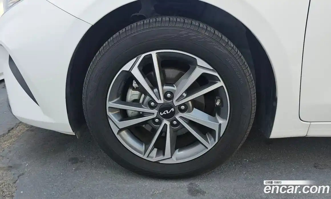 Kia K3 2022 1.6 Автомат в Москве № 521144, фото 5