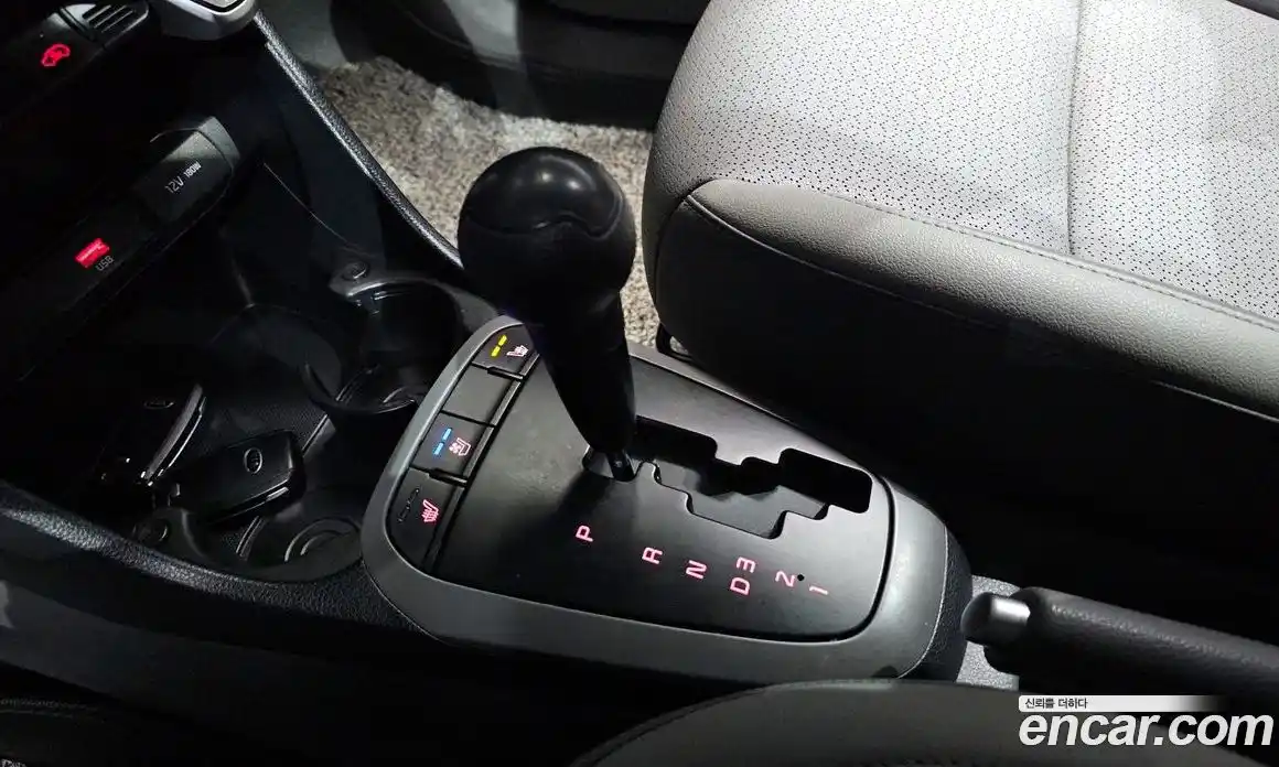 Kia Morning 2021 1.0 Автомат в Москве № 522249, фото 9