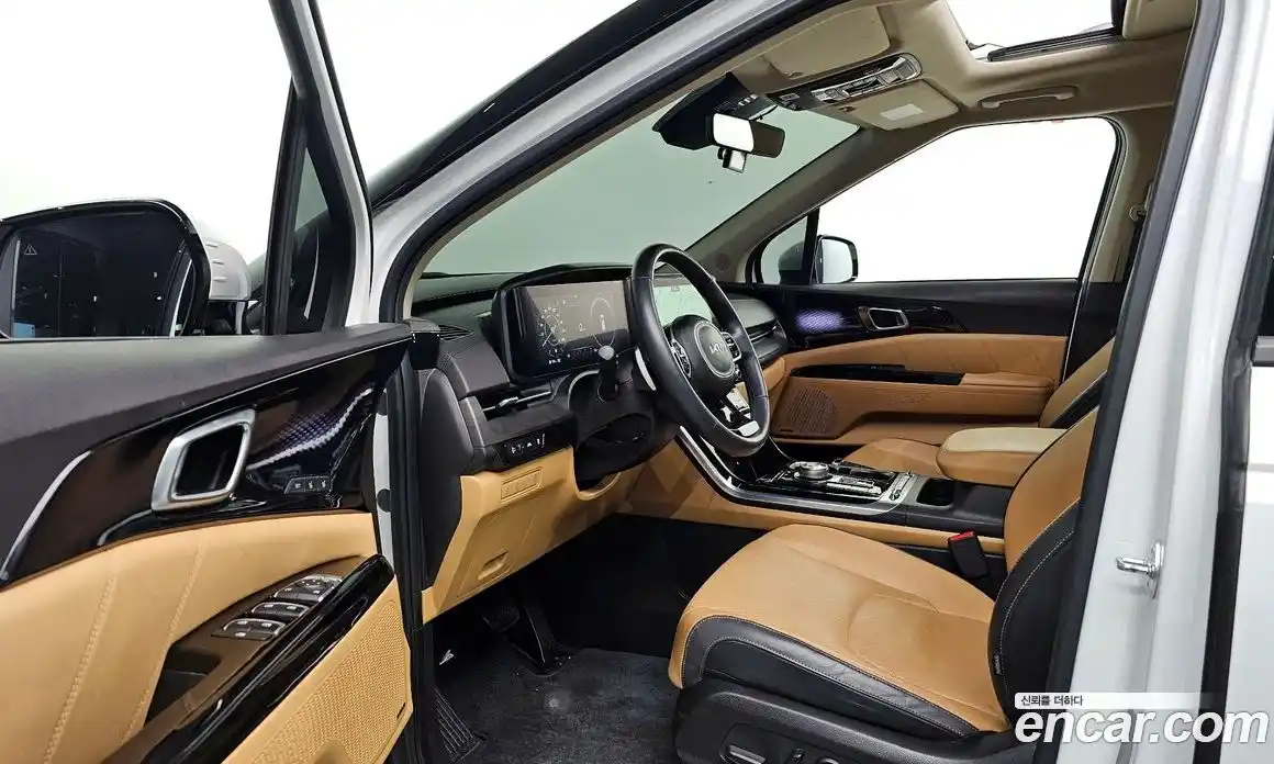 Kia Canival 2023 3.5 Автомат в Москве № 522787, фото 11