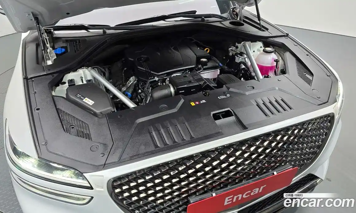 Genesis GV70 2024 2.5 Автомат в Москве № 523338, фото 6