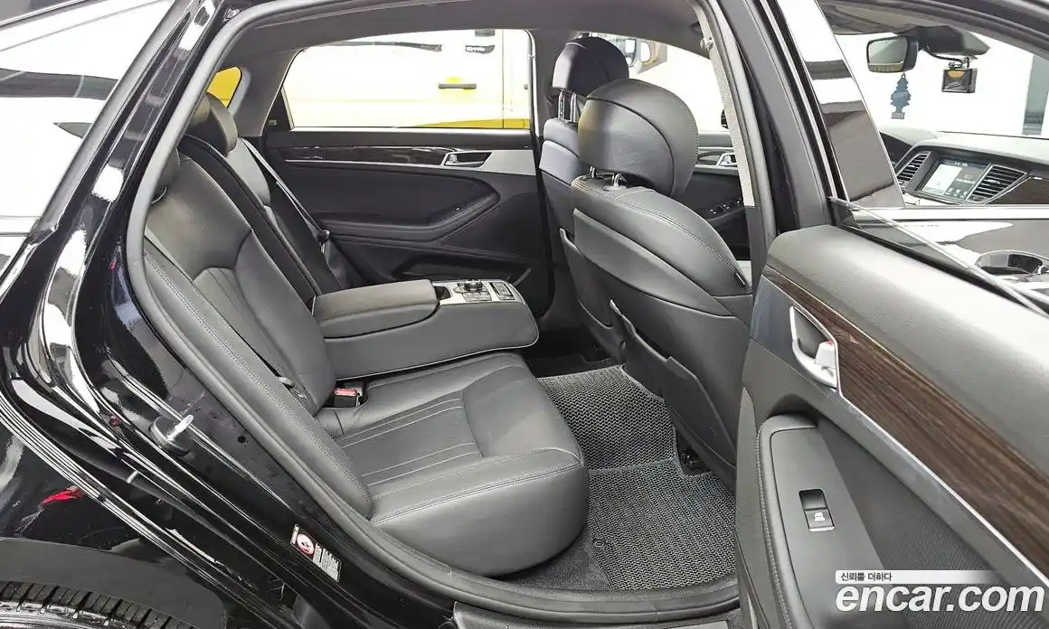 Genesis G80 2017 3.3 Автомат в Москве № 523707, фото 12